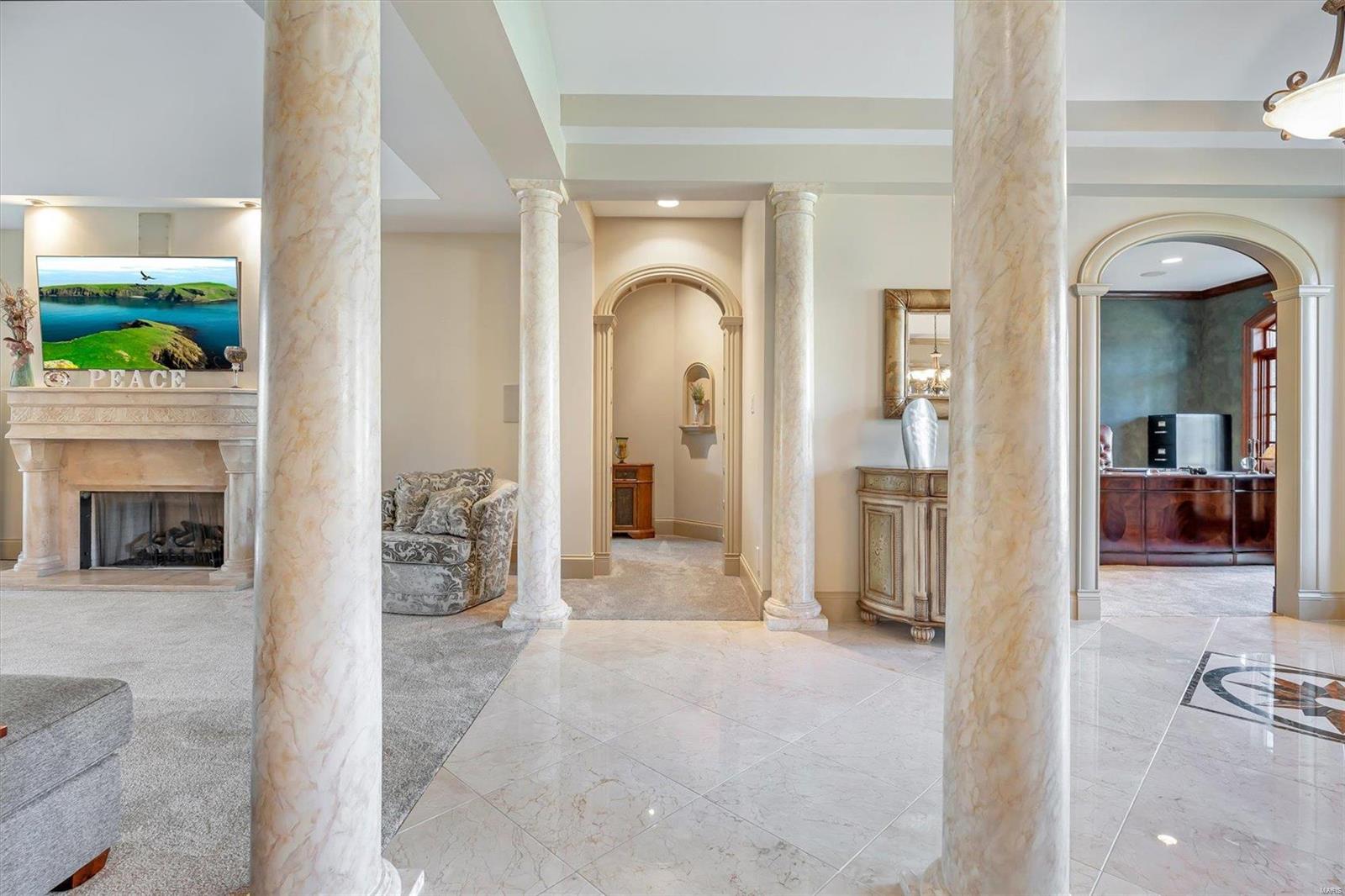 Anton Place - Residential