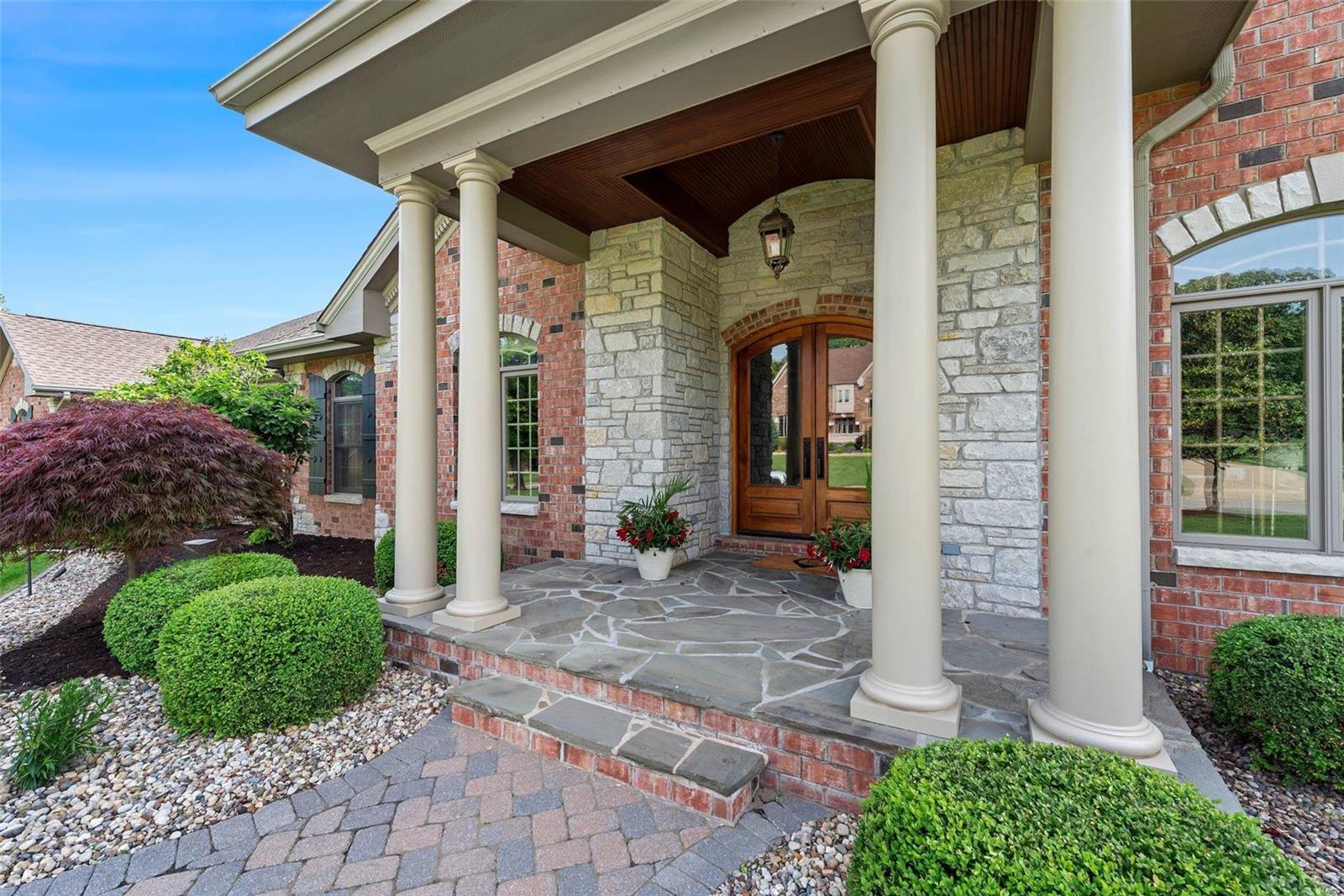 Anton Place - Residential