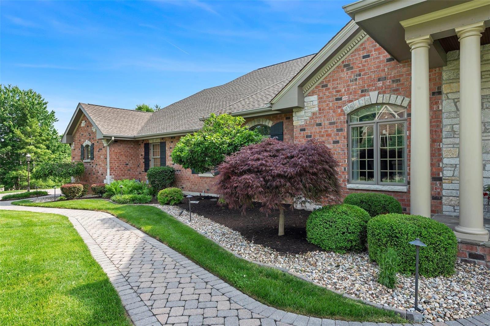 Anton Place - Residential