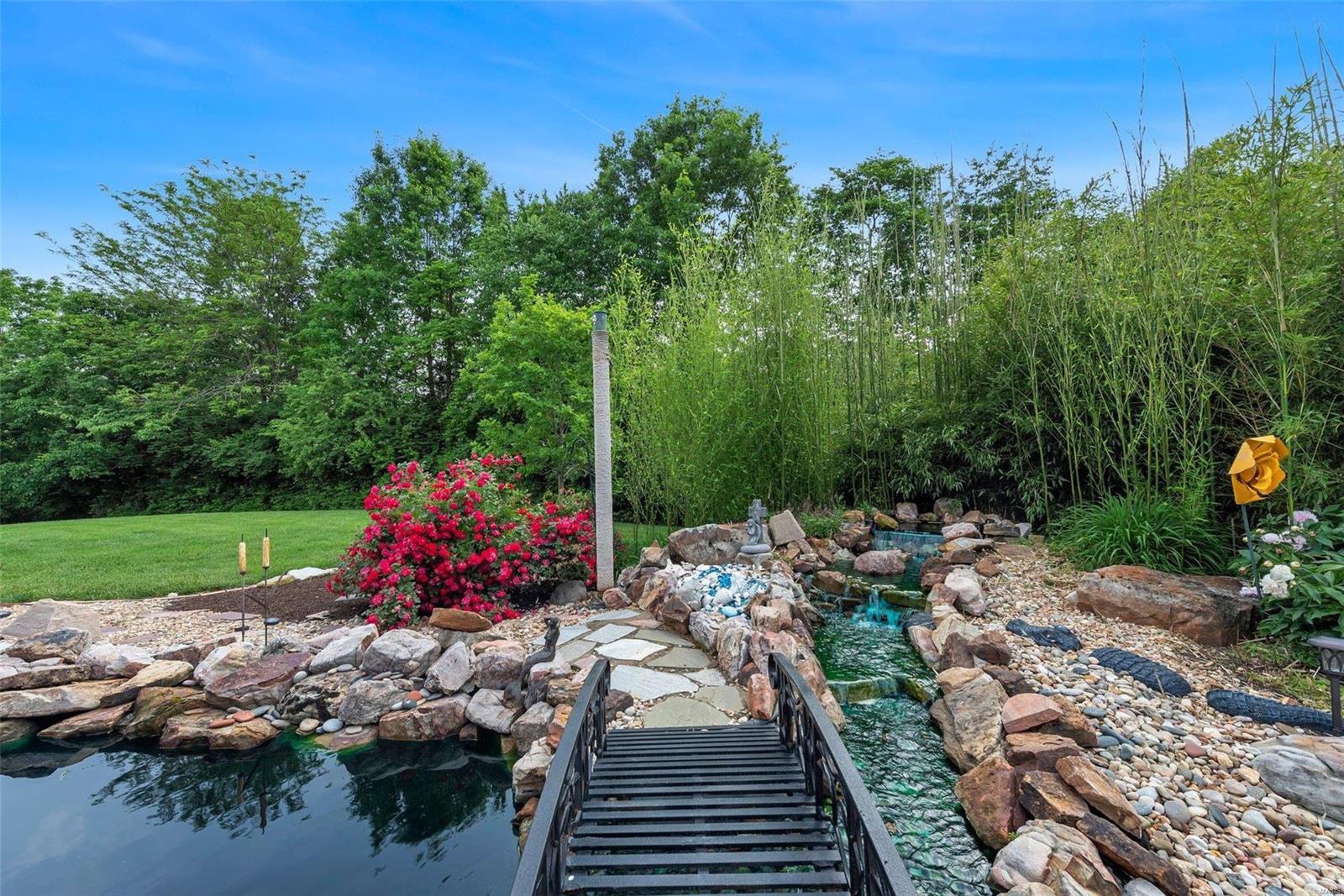 Anton Place - Residential