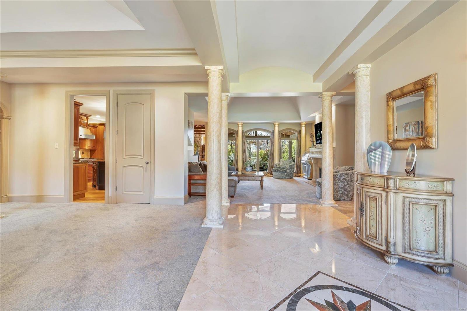 Anton Place - Residential