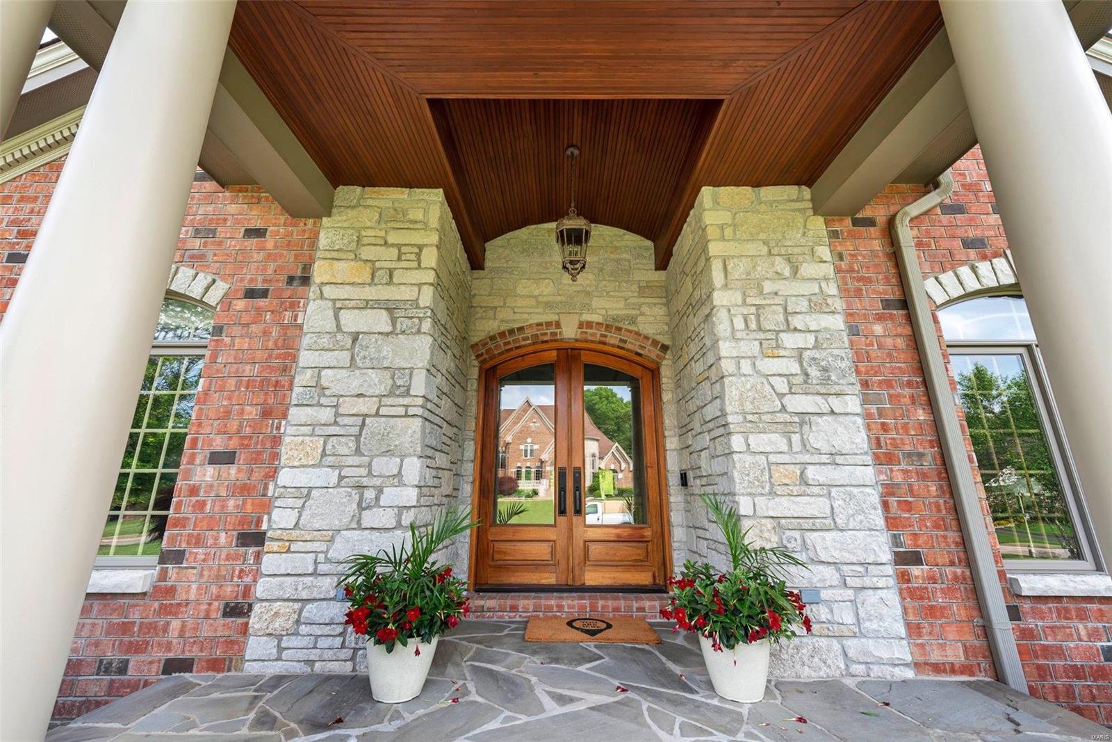 Anton Place - Residential