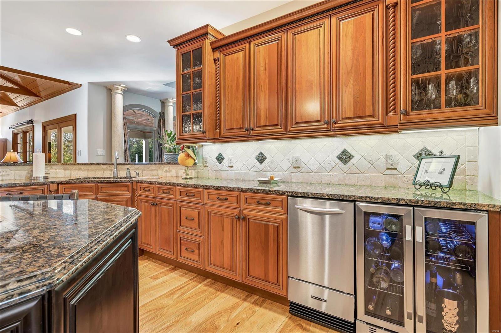 Anton Place - Residential