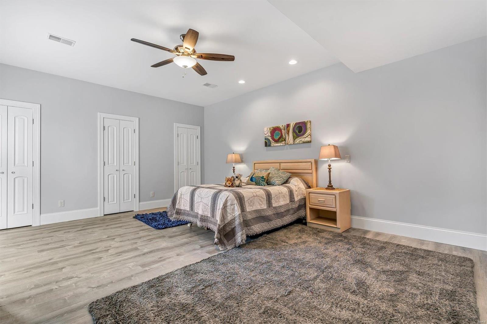 Anton Place - Residential