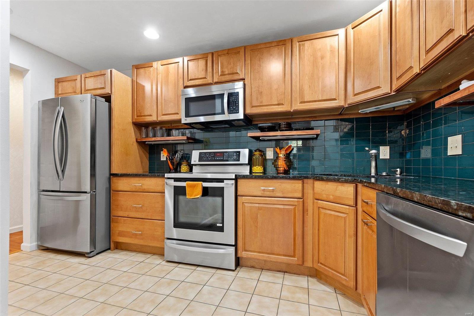 Royal Pines - Residential