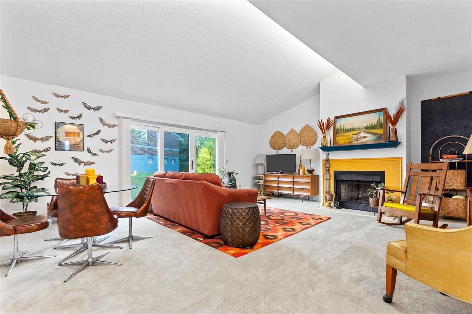 Royal Pines - Residential