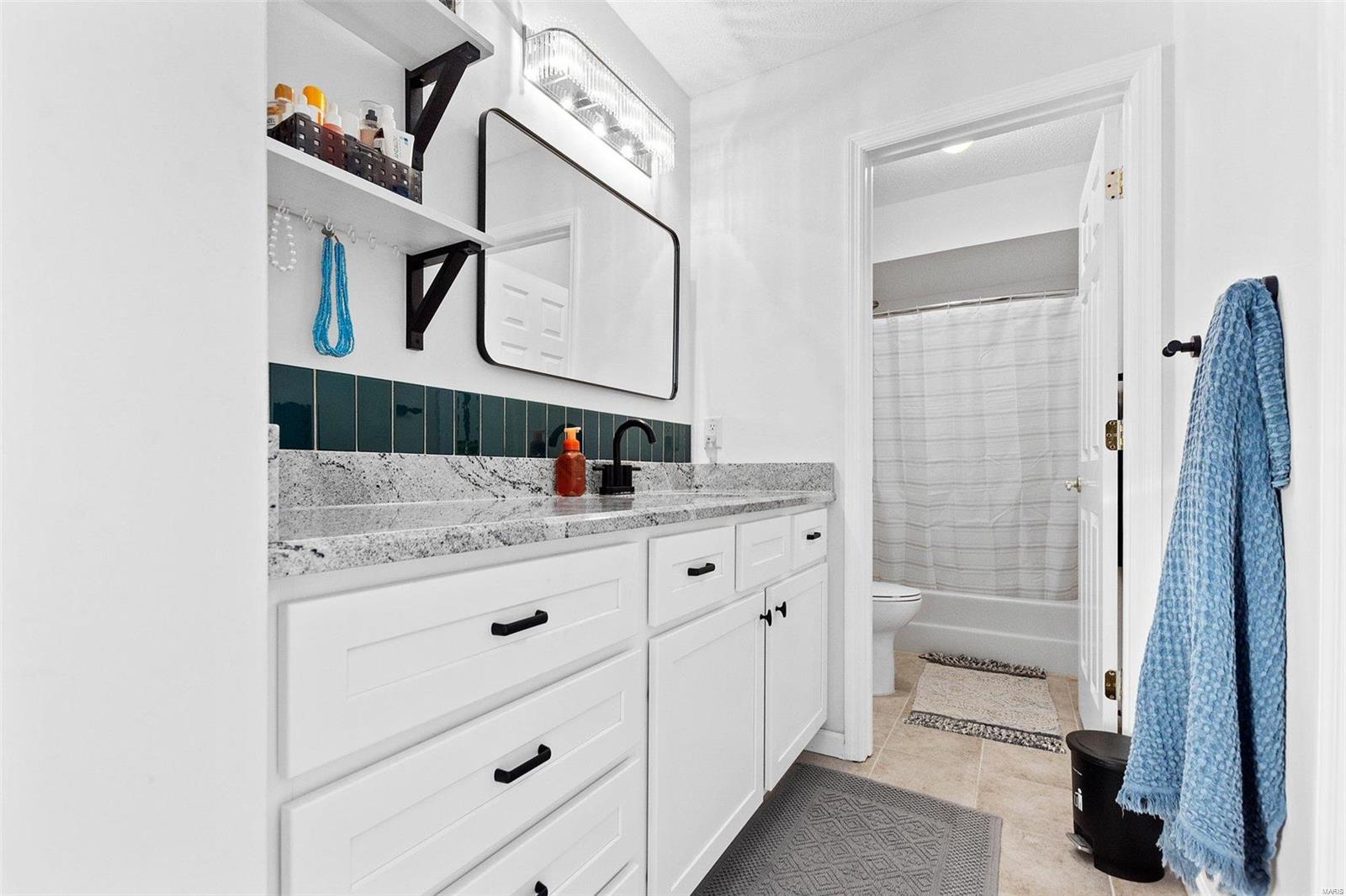 Royal Pines - Residential