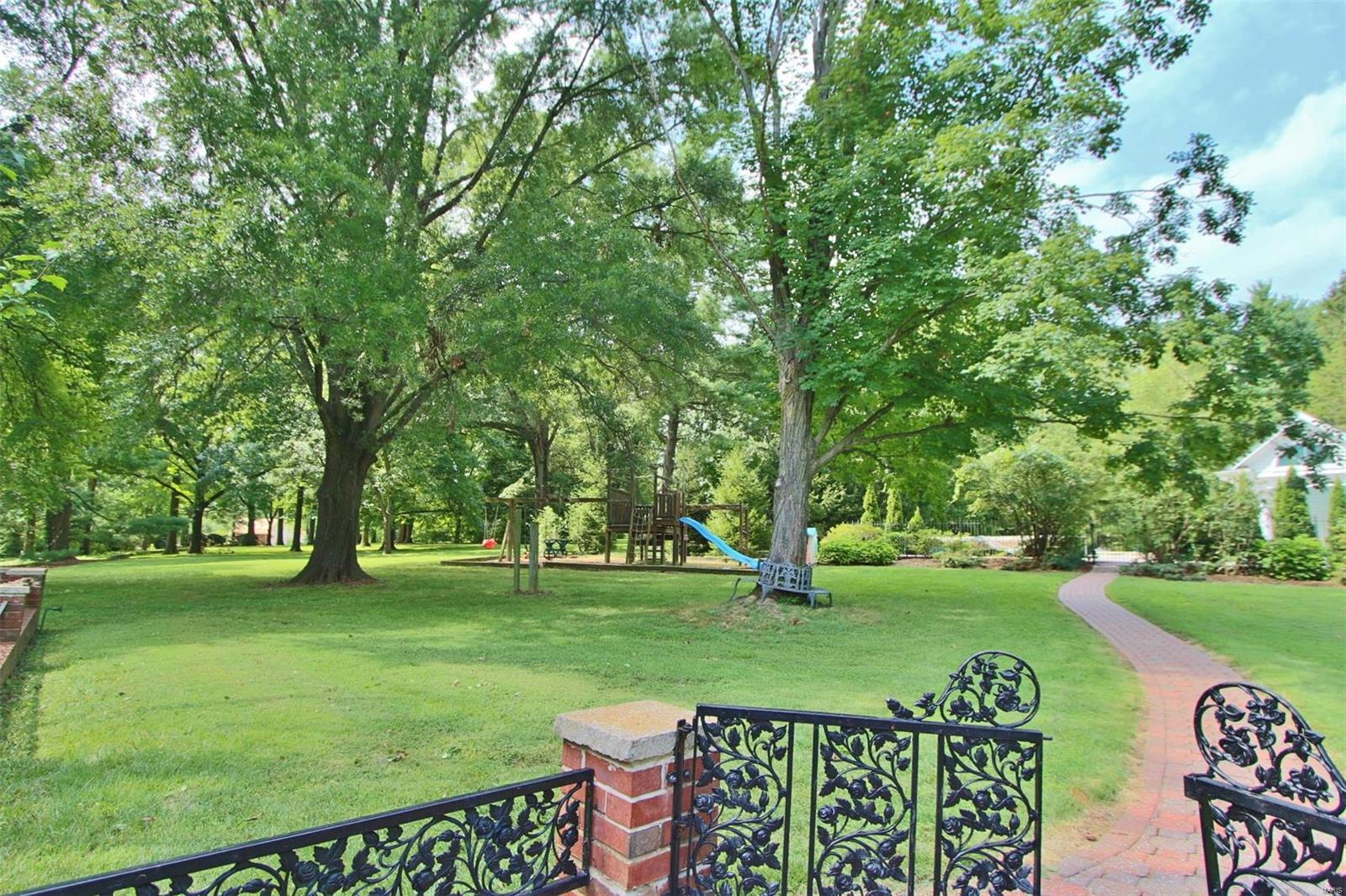 Echo Valley Estates Lts 2 & 3 Resub - Residential