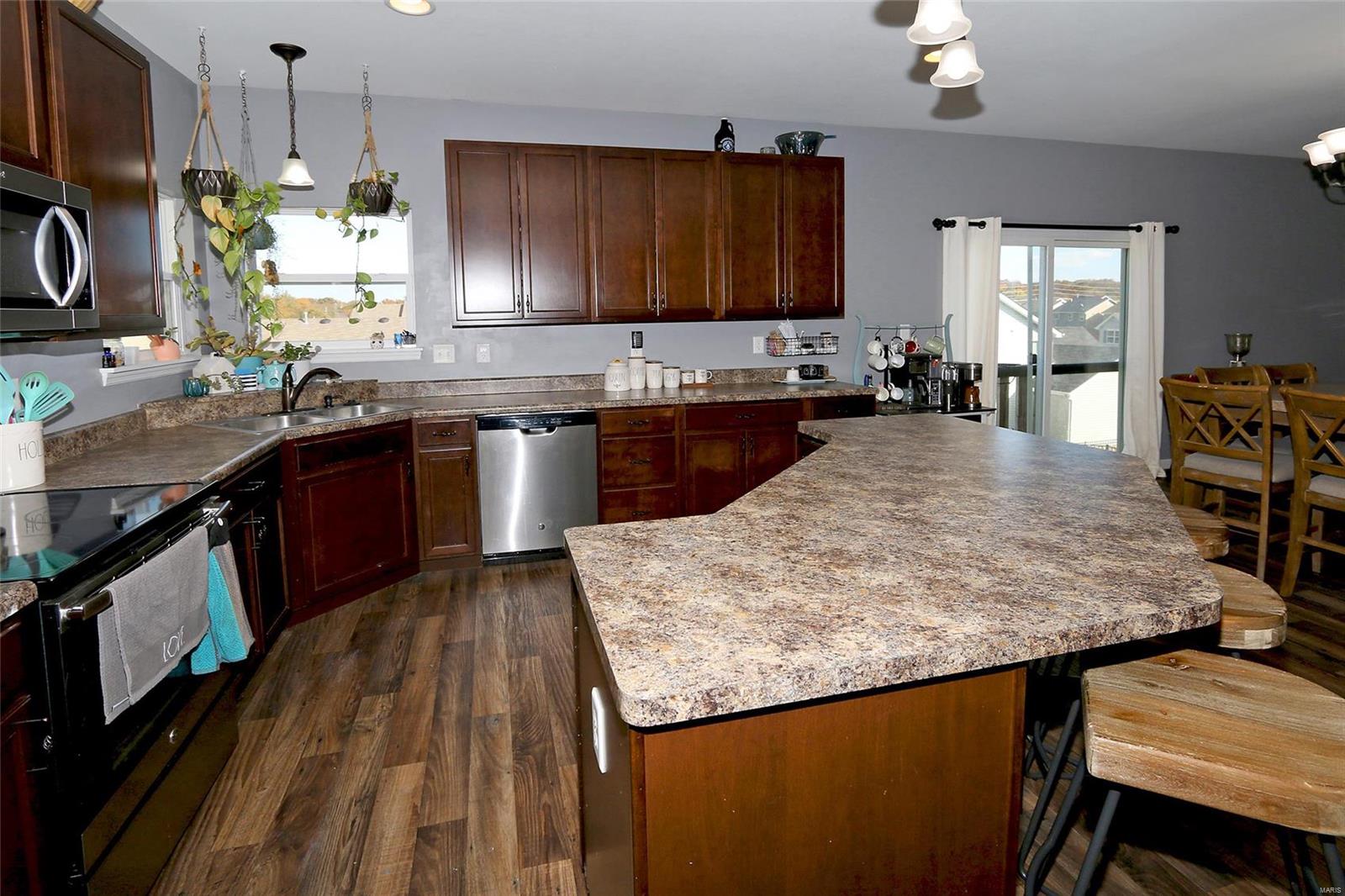 Oaks At Lexington - Residential