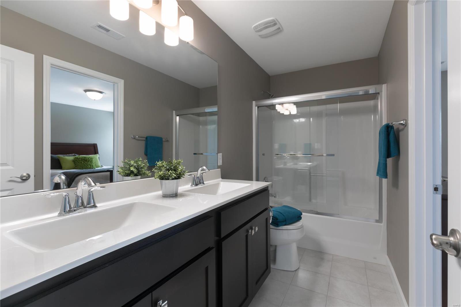 Warwick on White Road - Residential