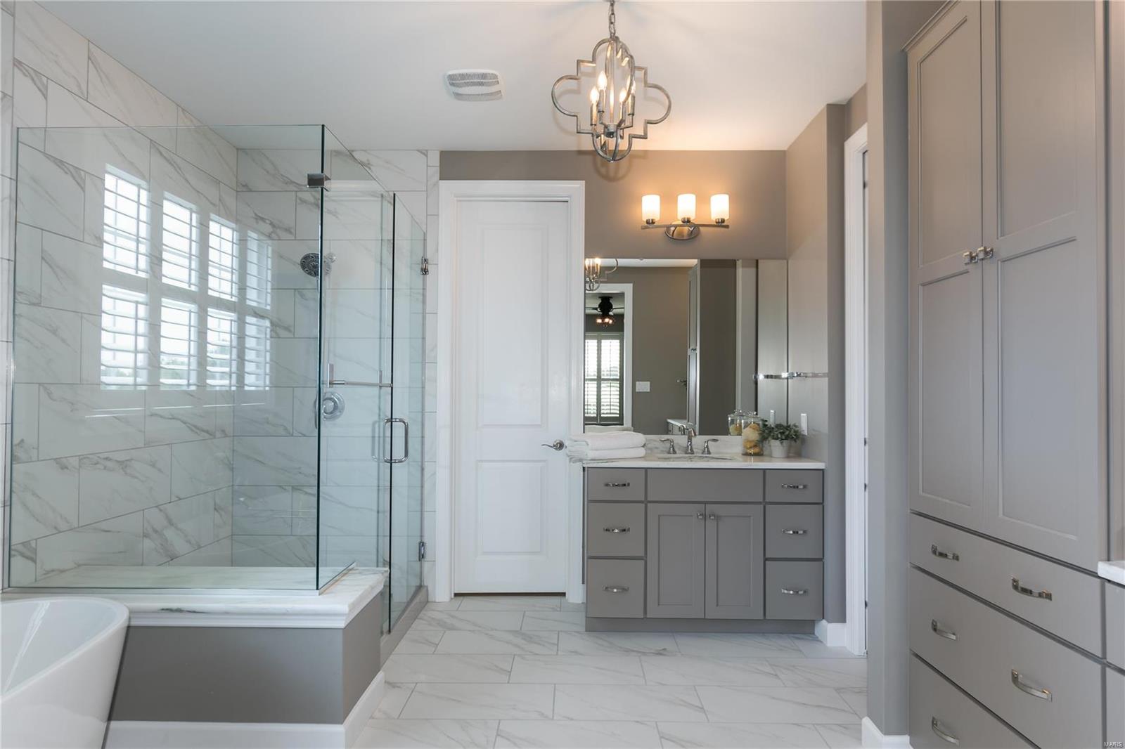 Warwick on White Road - Residential