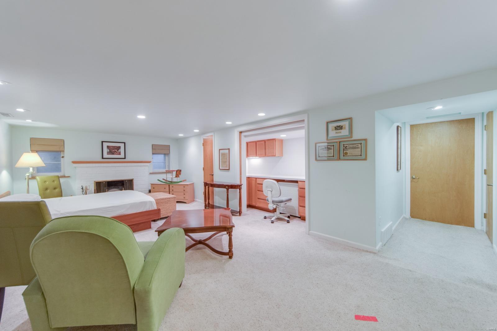 West University 3 - Residential