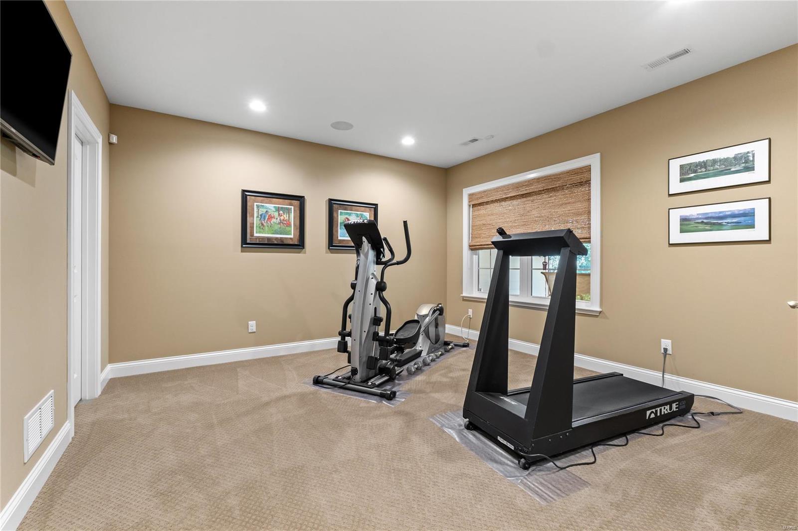 Meadowbrook Country Club Estates - Residential