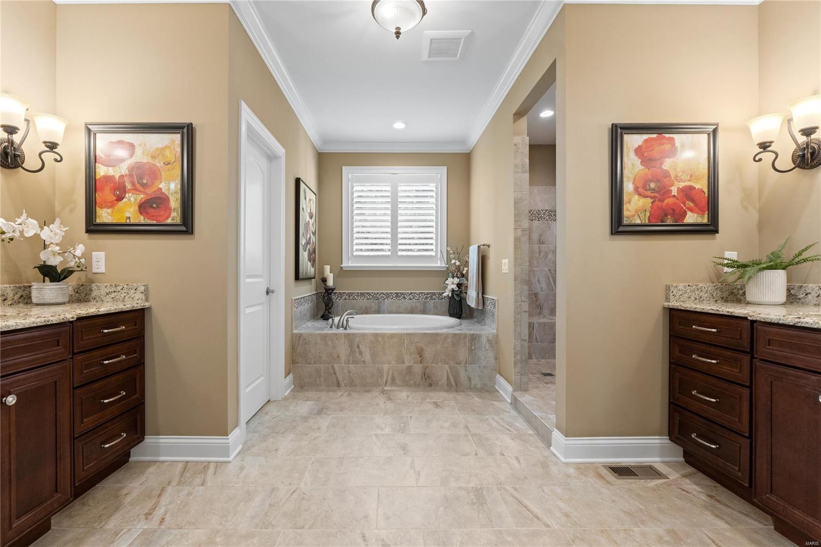 Meadowbrook Country Club Estates - Residential