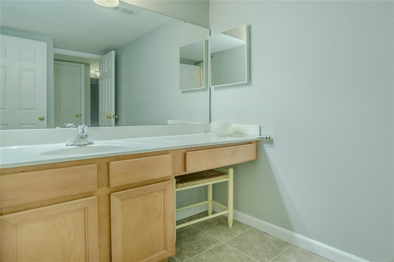 Greenbriar Condo - Residential