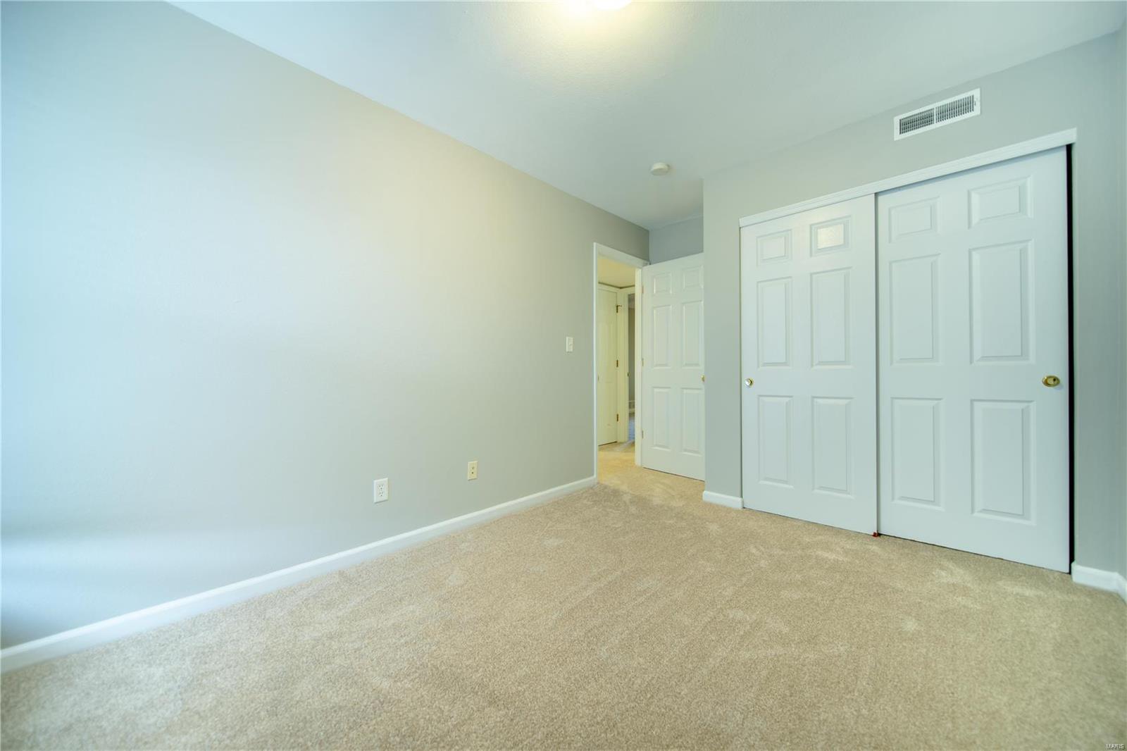 Greenbriar Condo - Residential