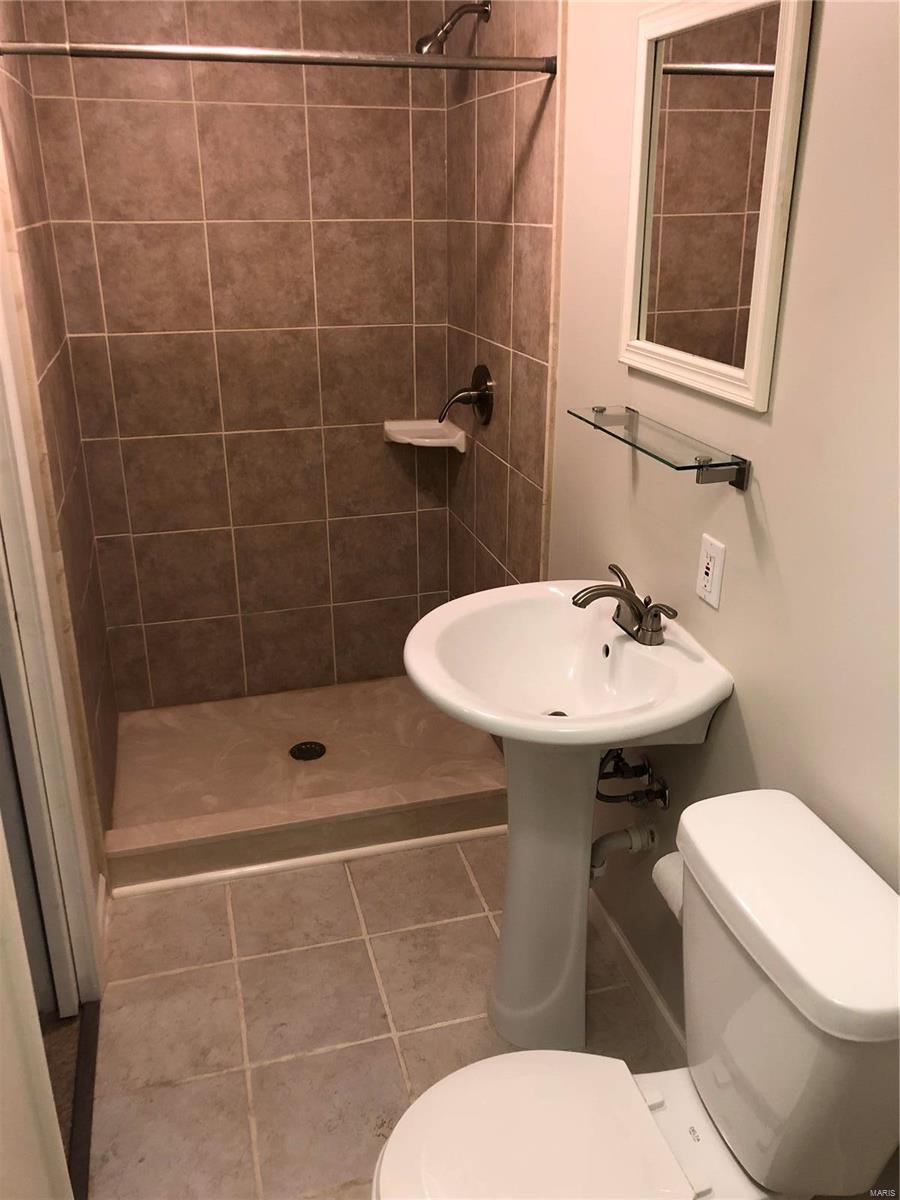 Skyline Ac #1 - Residential Lease