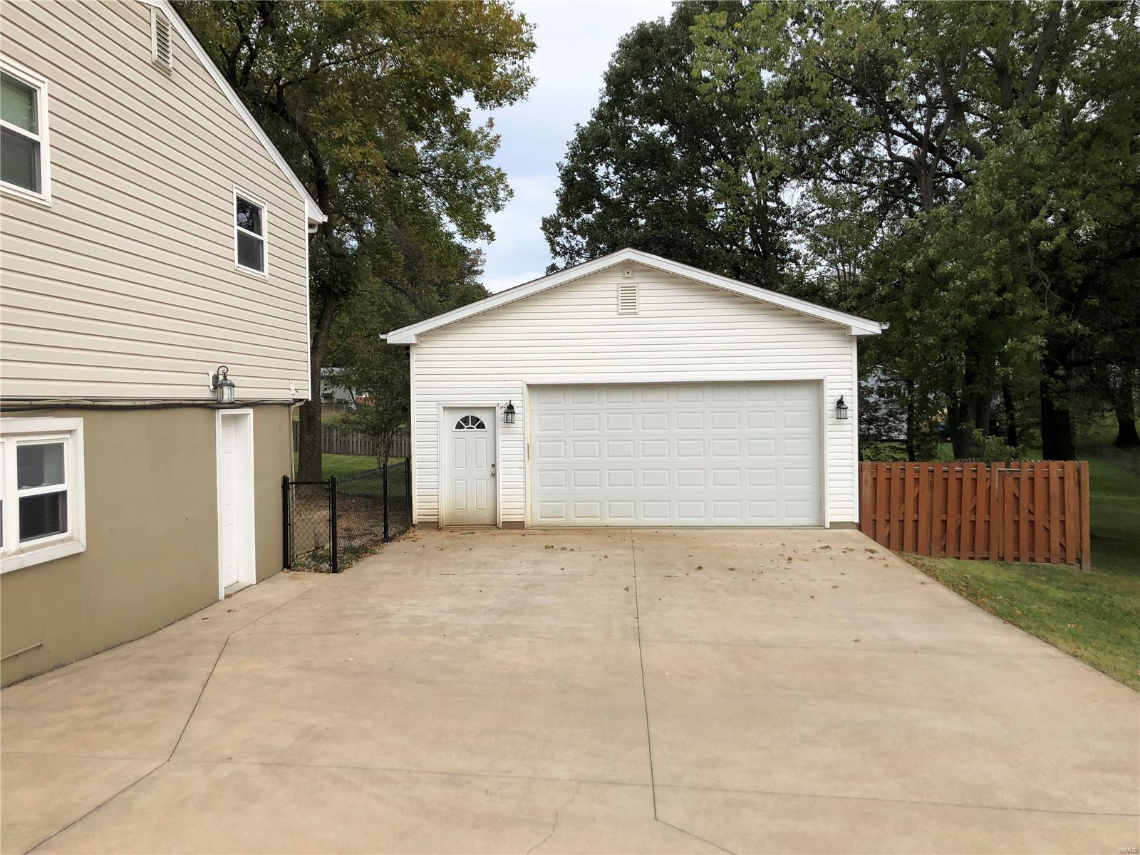 Skyline Ac #1 - Residential Lease