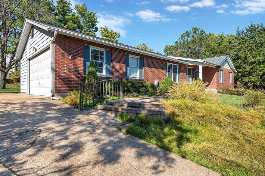 FABULOUS! UPDATED! 3 Bedroom, 2.5 Bath Ranch Home located on a Quiet Cul de sac lot. Gleaming Hardwood Floors through out main level. Main floor laundry. Fresh Paint through out! Finished Lower Level with new carpeting. 2 car over-sized side entry garage.