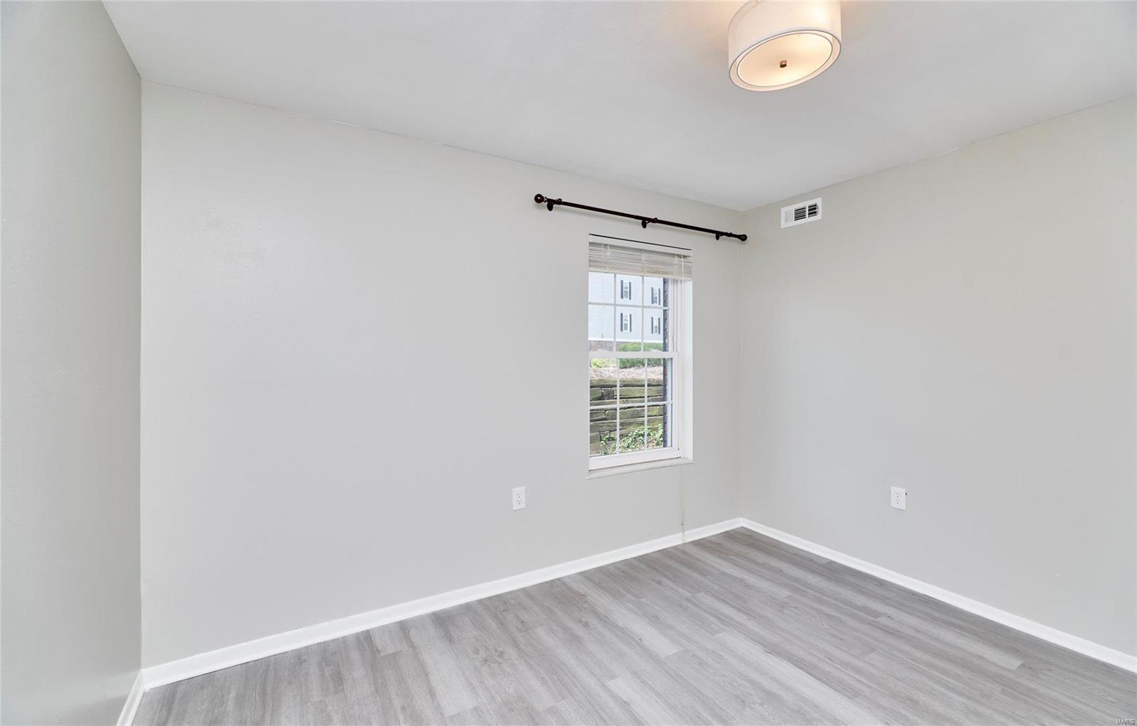 Fern Ridge Condo 1 Bldg 1 - Residential