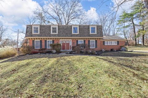 360 Chateaugay Lane Chesterfield MO 63017