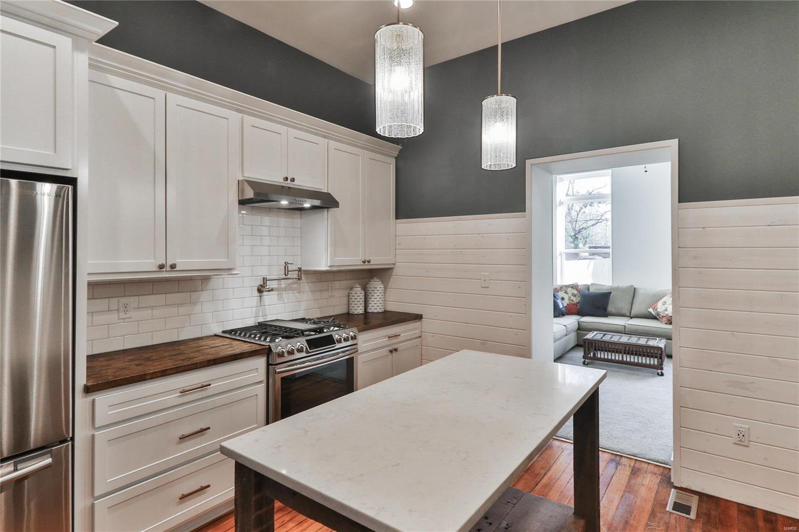 Arsenal Add - Residential