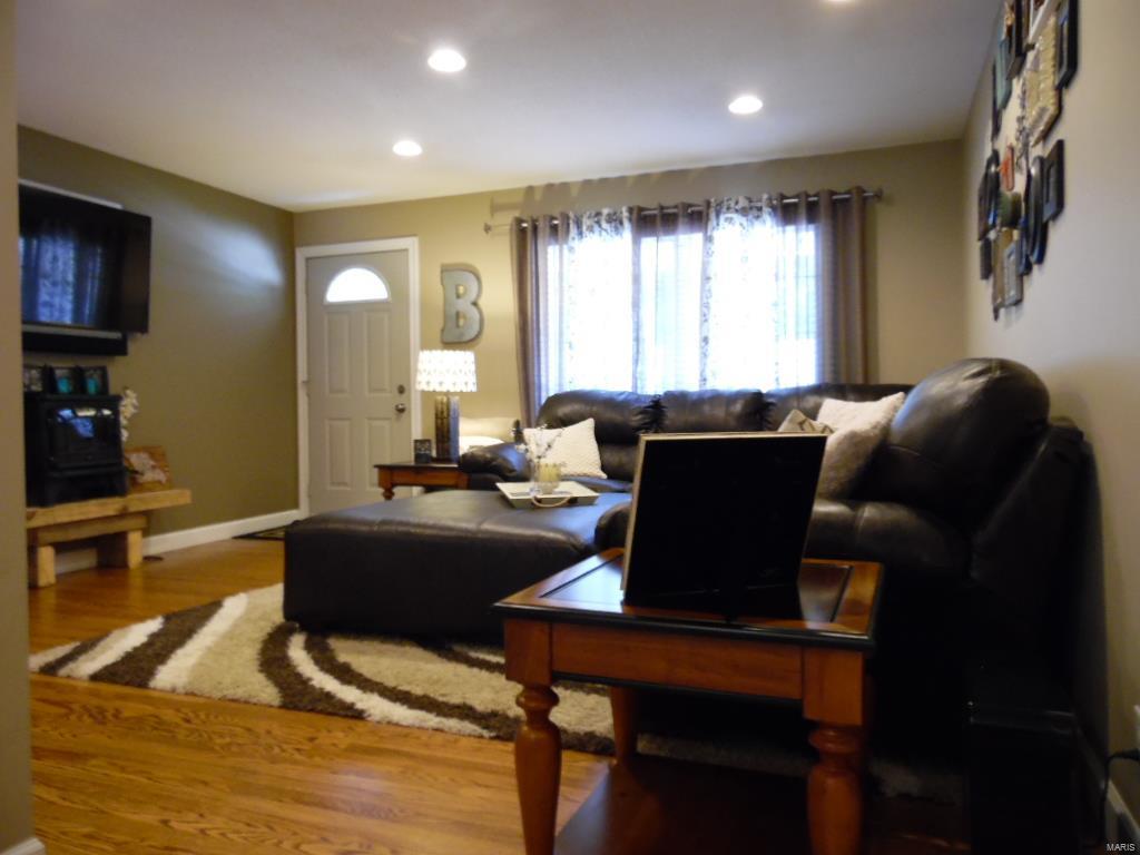 Crecelius Meadows Tara Hills - Residential