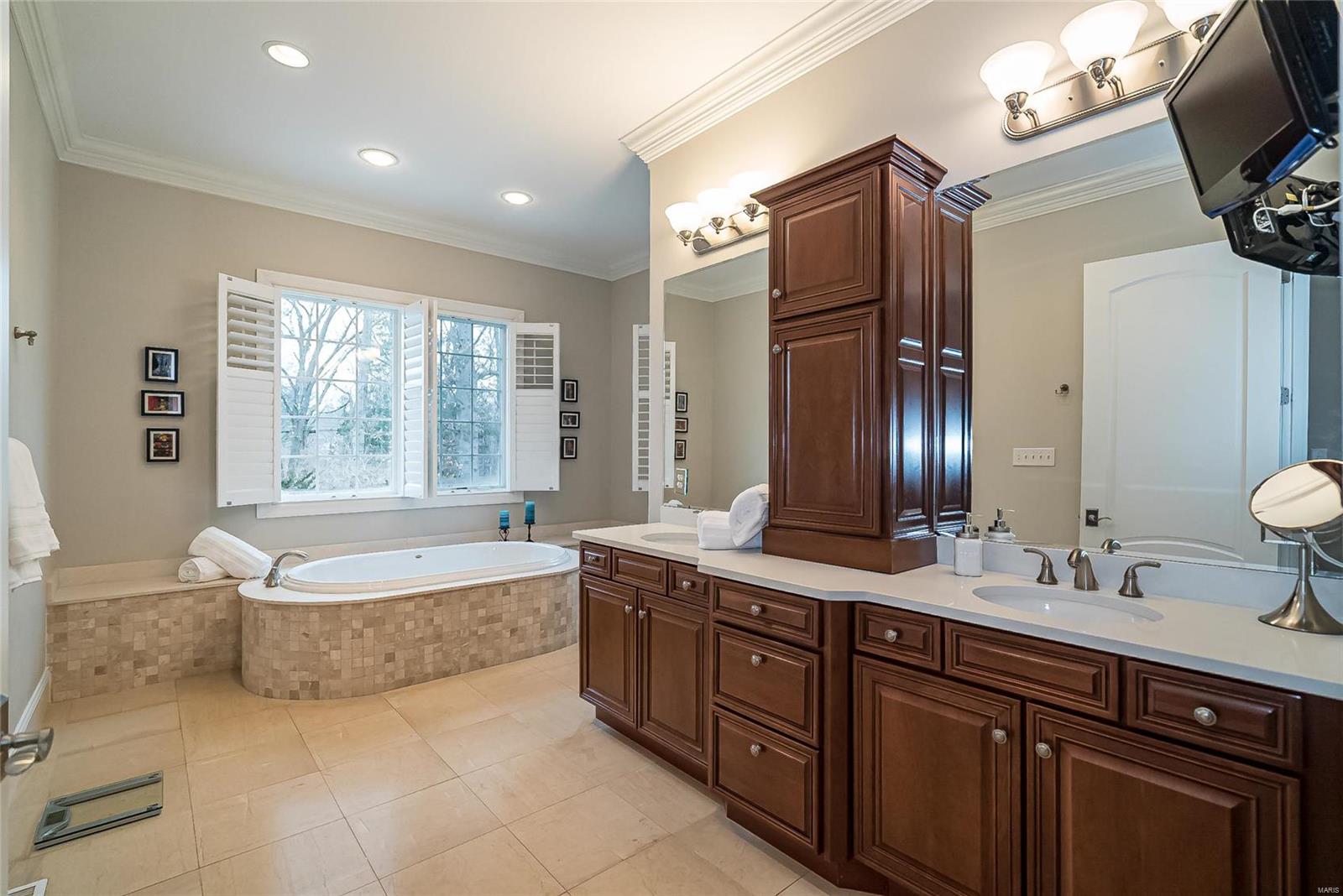 Oak Valley - Residential