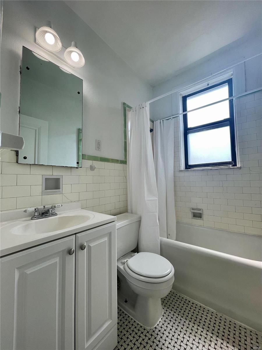 Demun Park - Residential Income