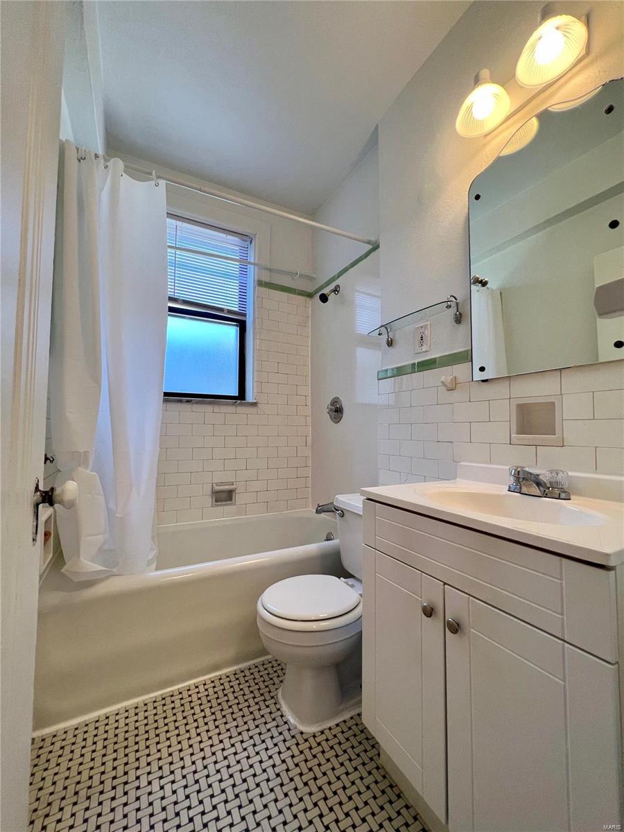 Demun Park - Residential Income