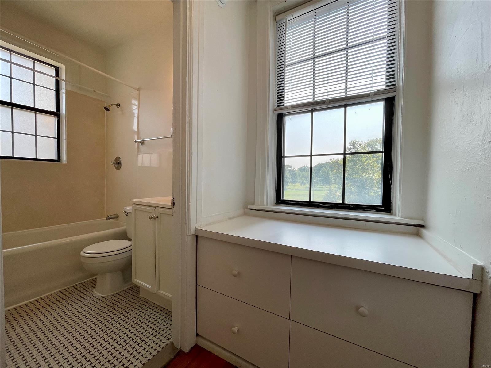 Demun Park - Residential Income