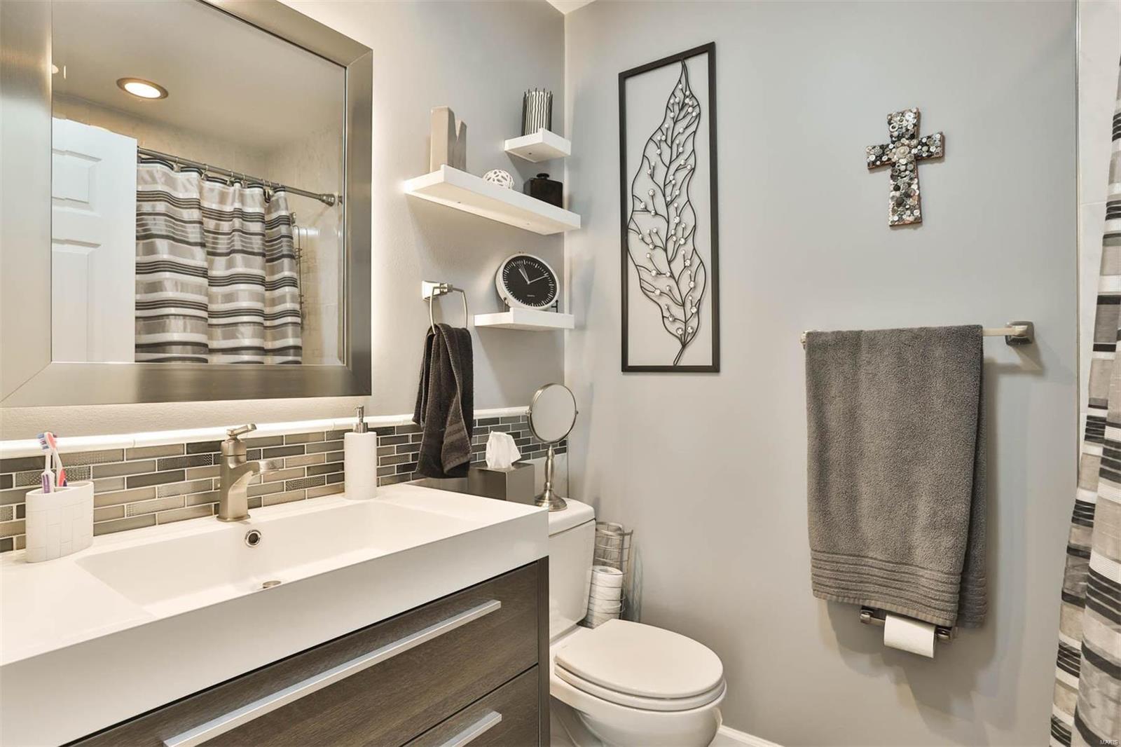 So Crestwood Gardens Add 4 - Residential