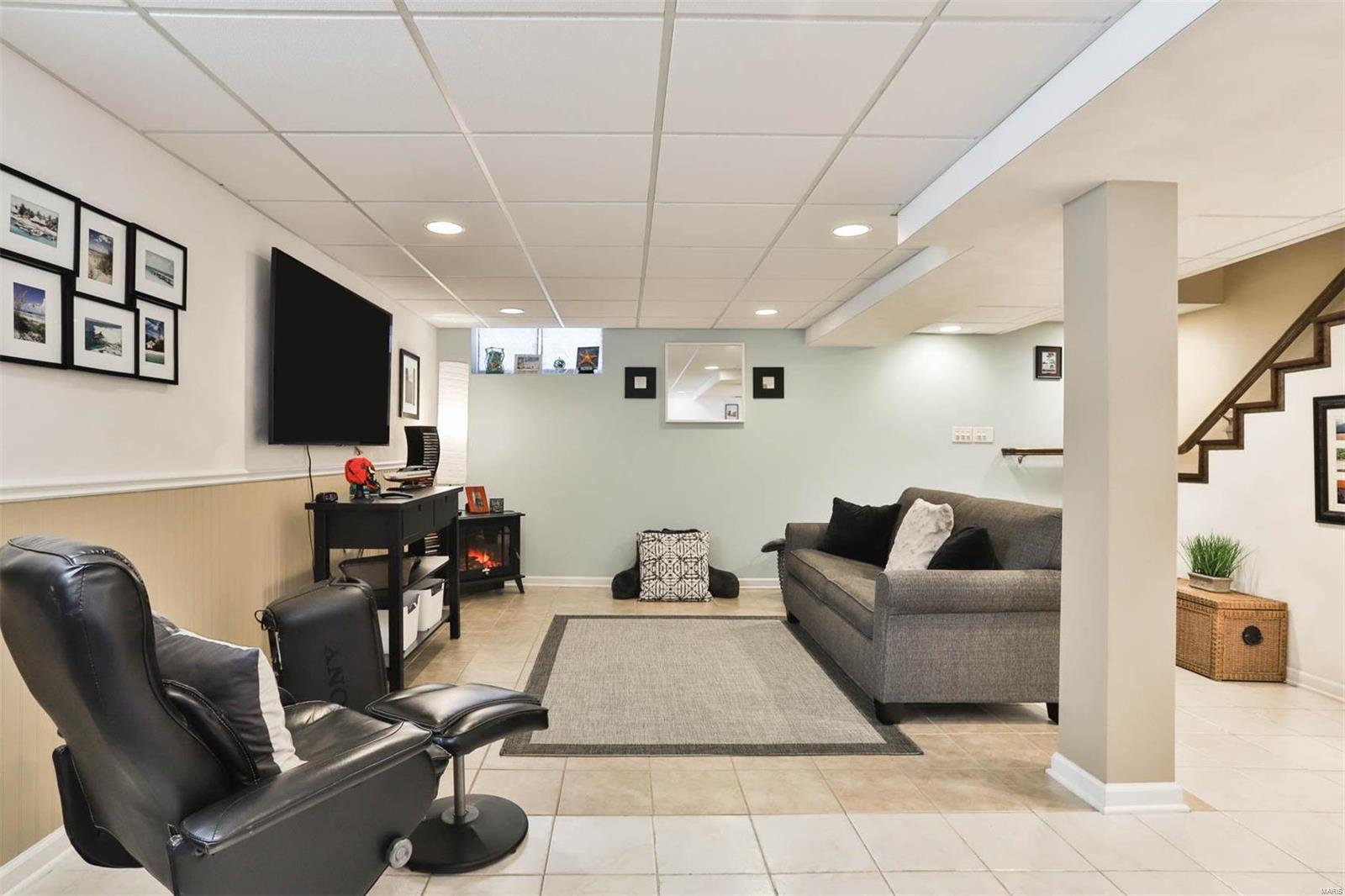 So Crestwood Gardens Add 4 - Residential