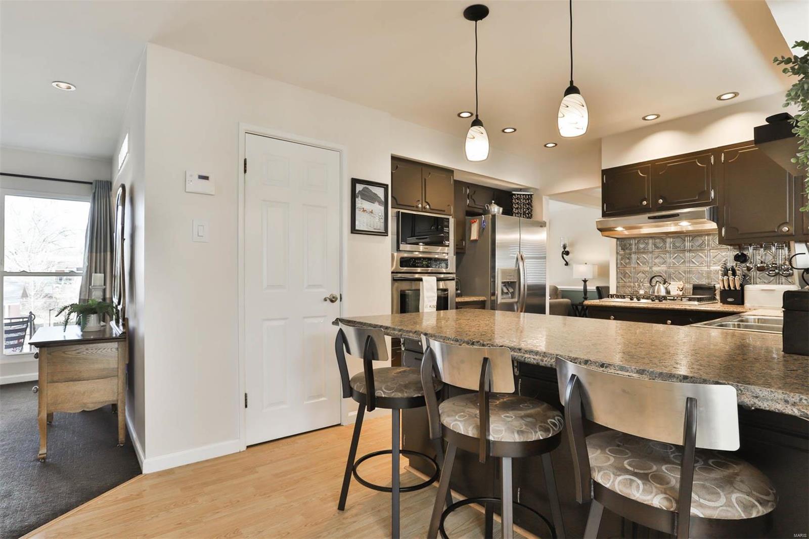 So Crestwood Gardens Add 4 - Residential