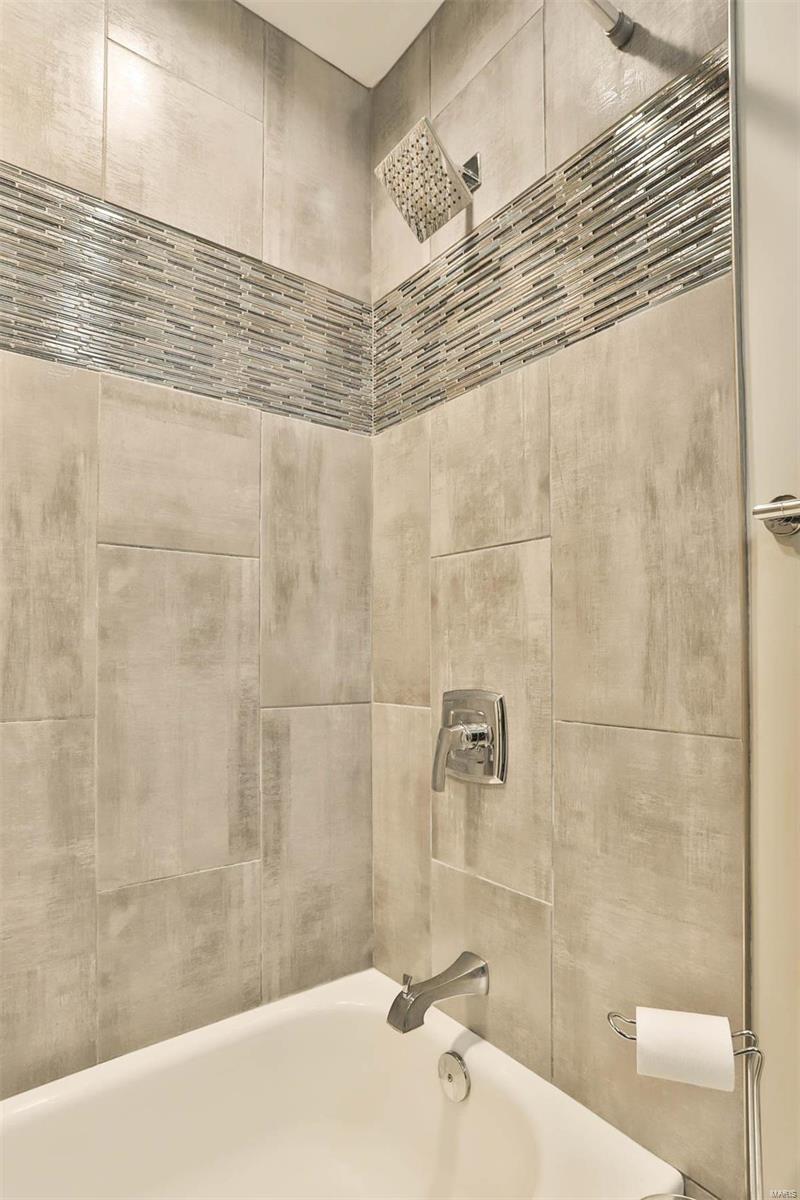 So Crestwood Gardens Add 4 - Residential