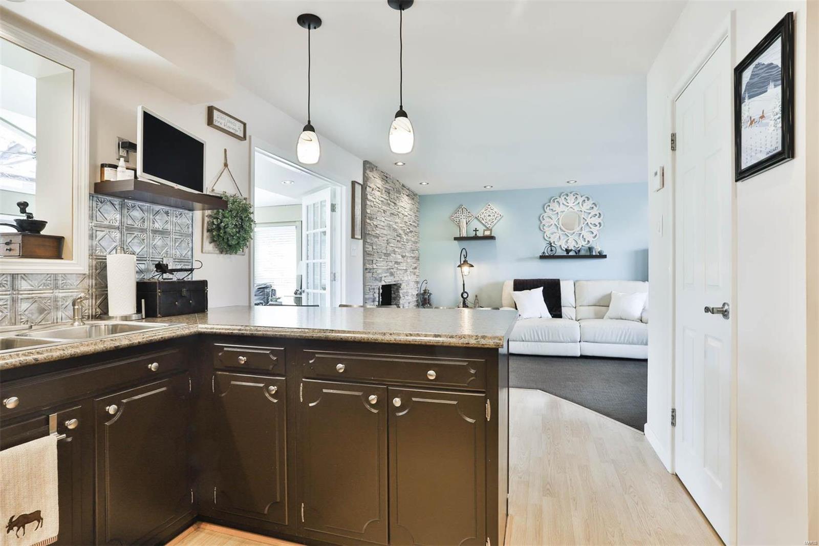 So Crestwood Gardens Add 4 - Residential