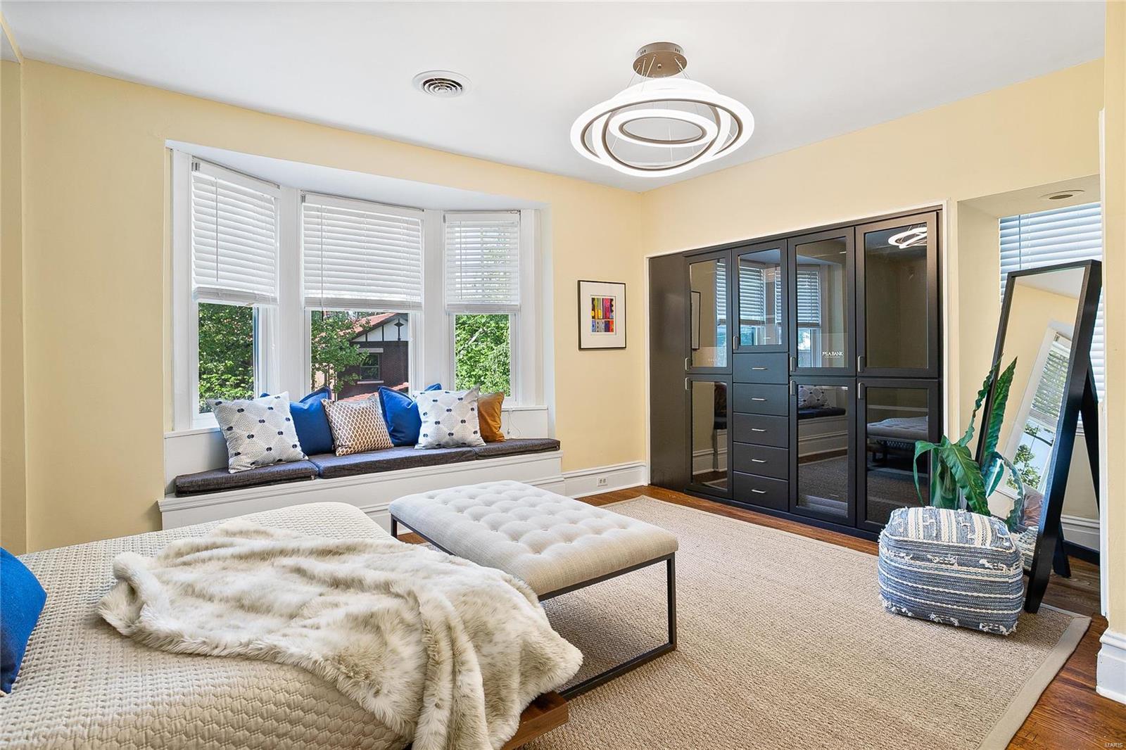 West Portland Place - Residential