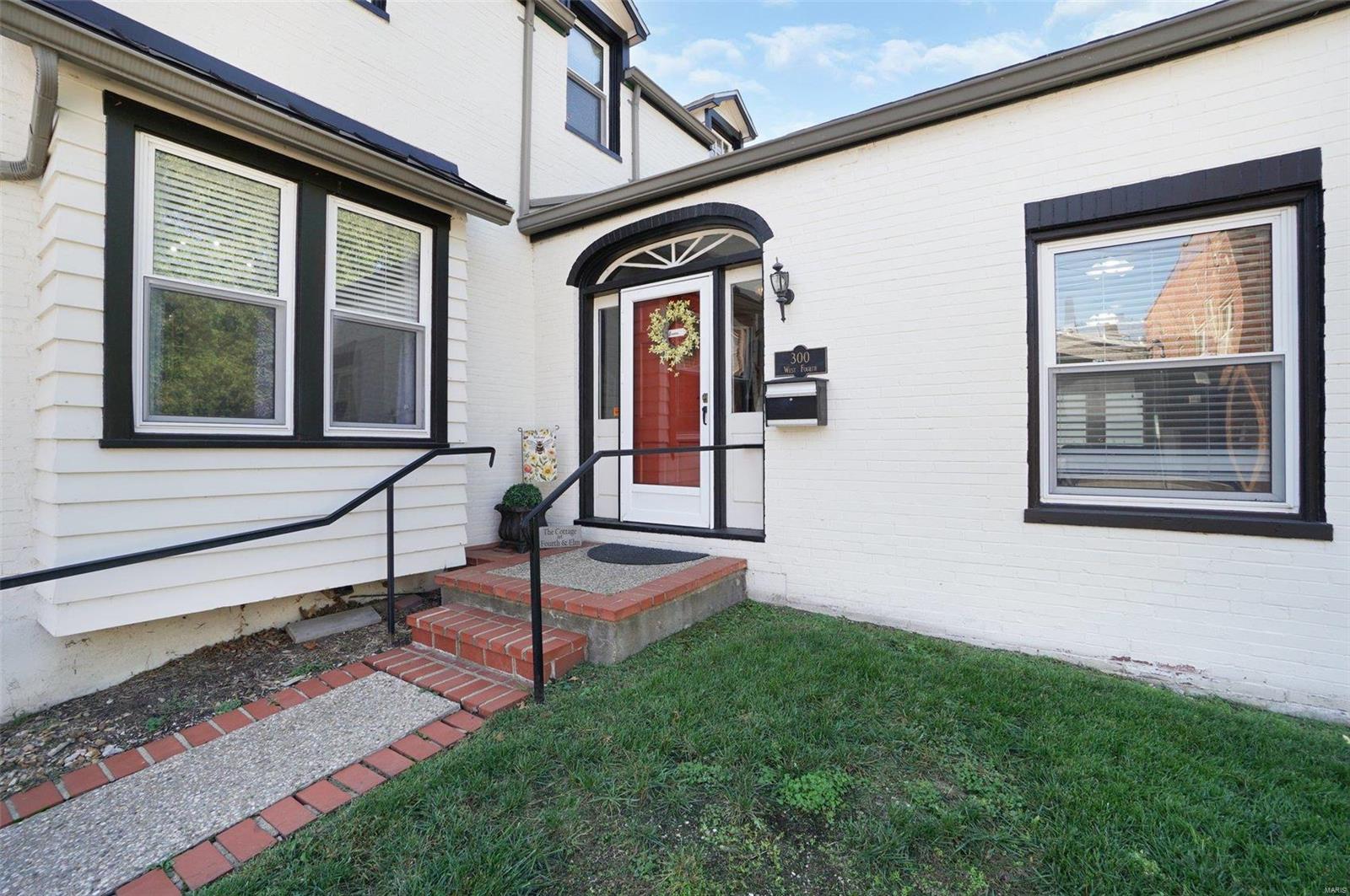 401 Elm St