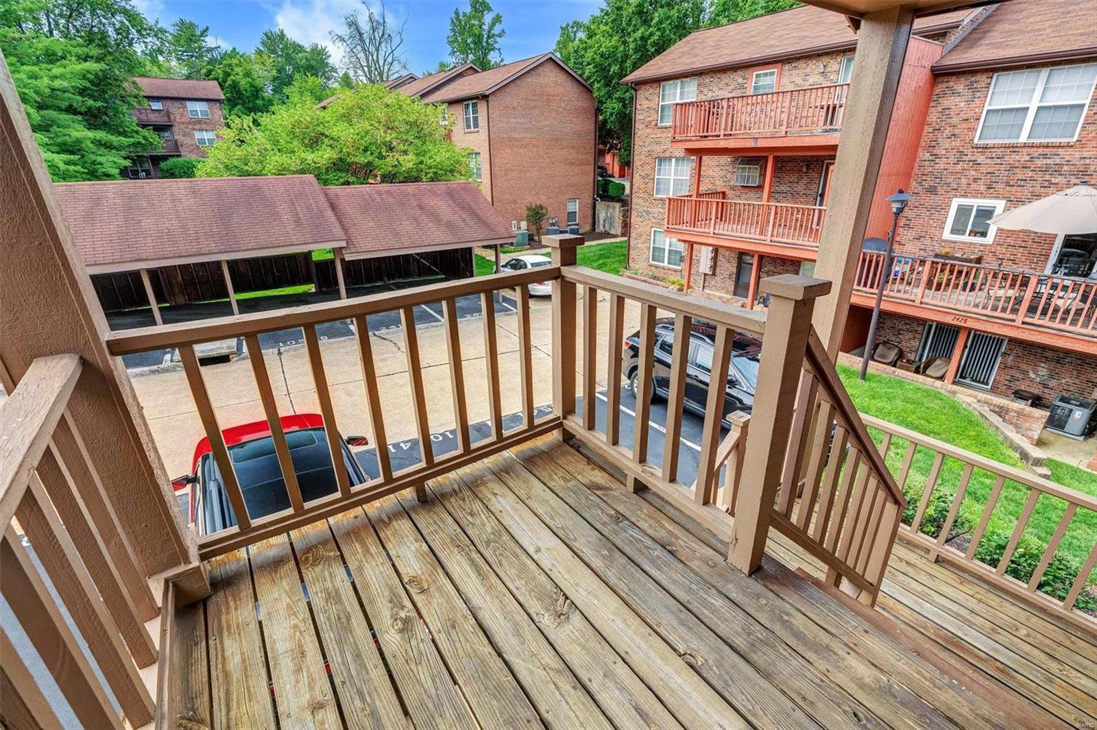 Ashton Place Condo - Residential