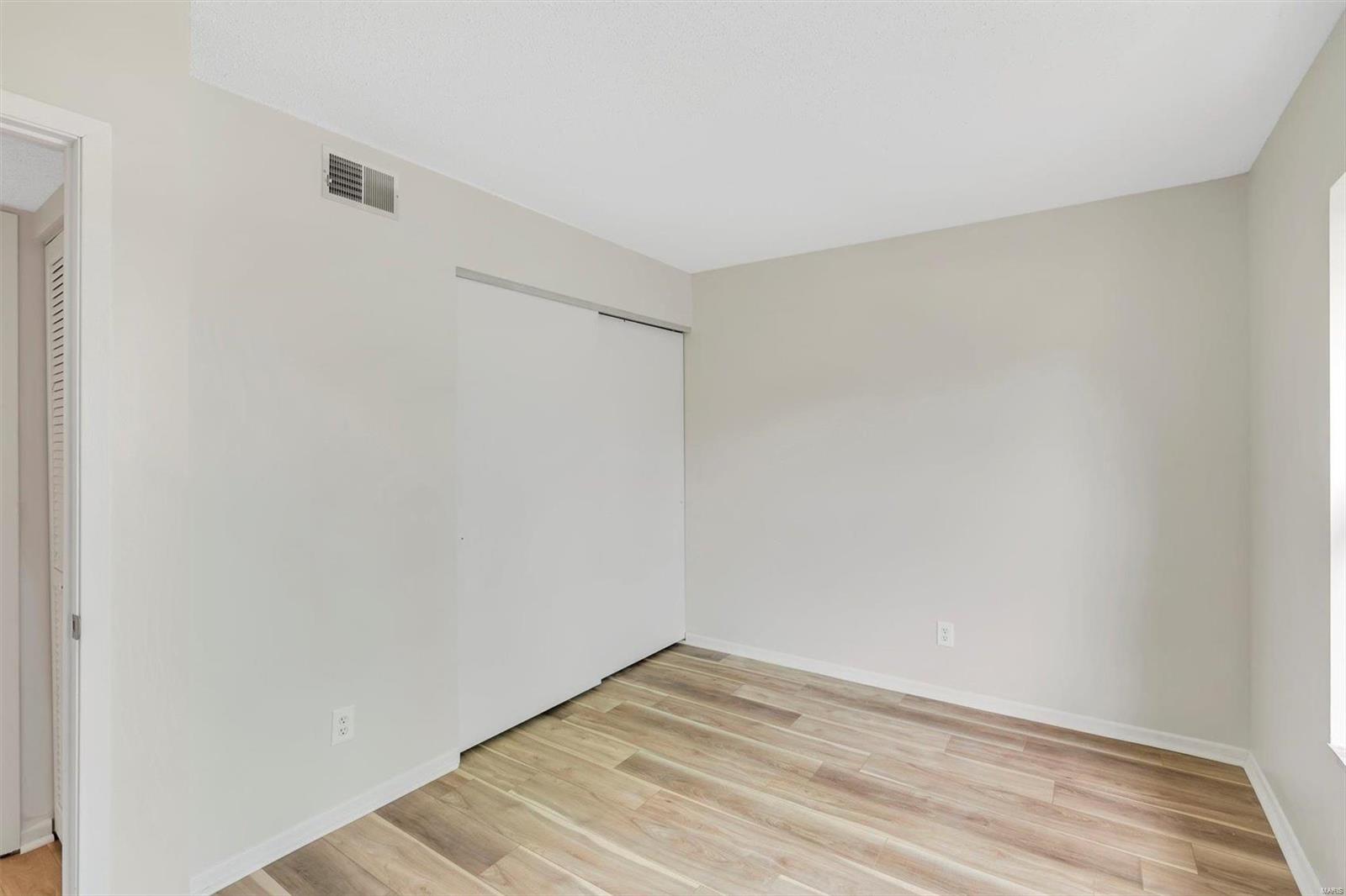 Ashton Place Condo - Residential