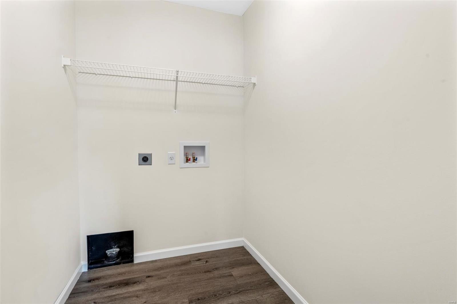 Imperial, Missouri 63052, United States, 3 Bedrooms Bedrooms, ,2 BathroomsBathrooms,Residential,Pending,105650