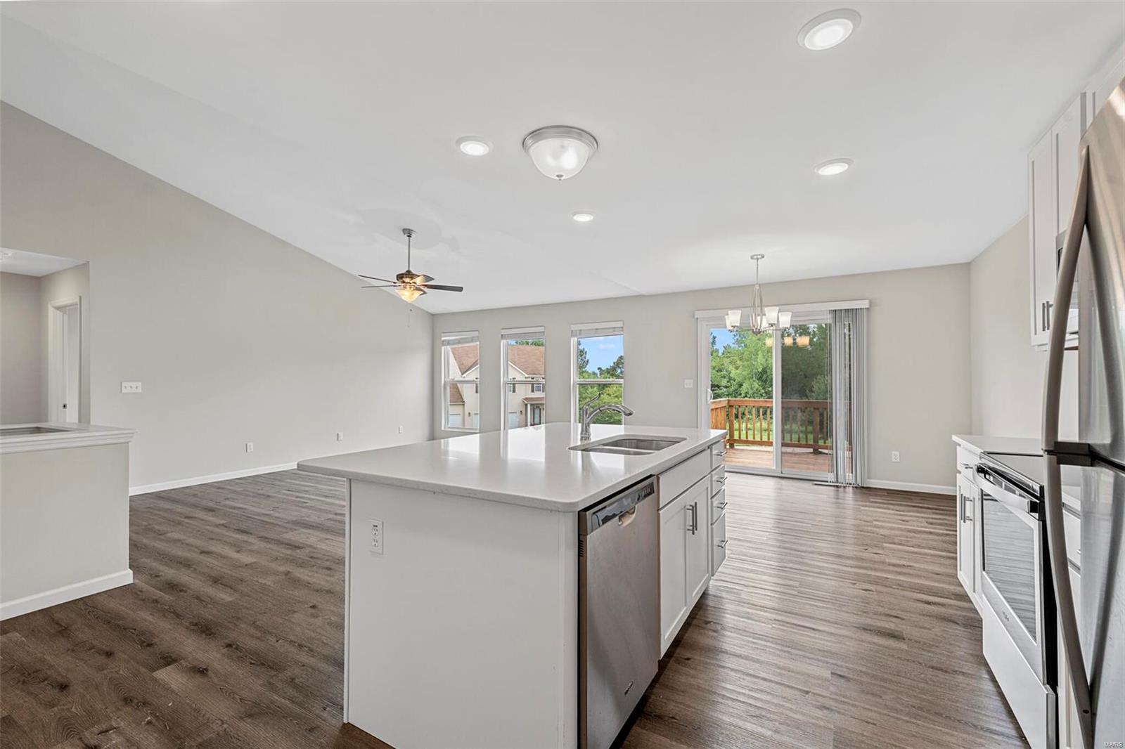 Imperial, Missouri 63052, United States, 3 Bedrooms Bedrooms, ,2 BathroomsBathrooms,Residential,Pending,105650