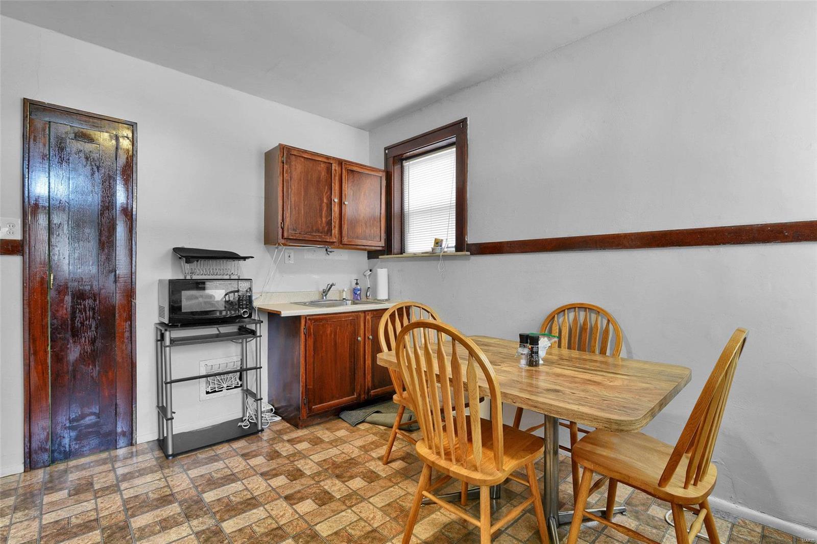 Art Hill Add - Residential Income