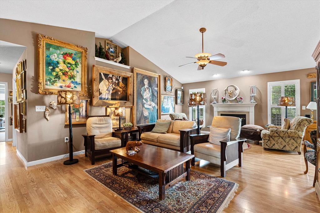 Maryville, Illinois 62062, United States, 3 Bedrooms Bedrooms, ,2 BathroomsBathrooms,Residential,Pending,131939