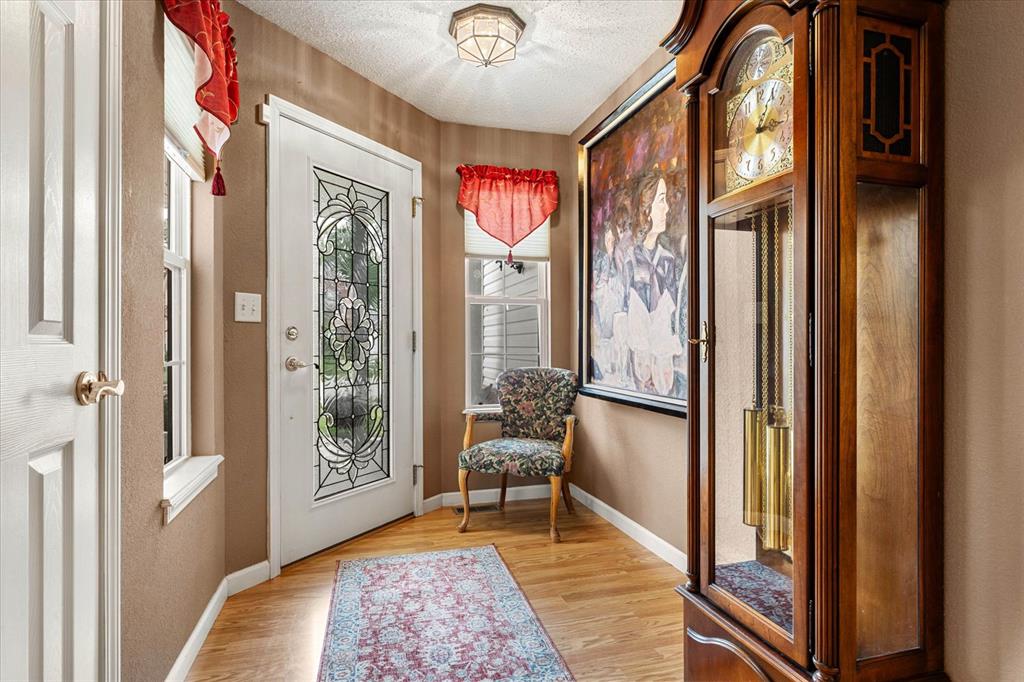 Maryville, Illinois 62062, United States, 3 Bedrooms Bedrooms, ,2 BathroomsBathrooms,Residential,Pending,131939