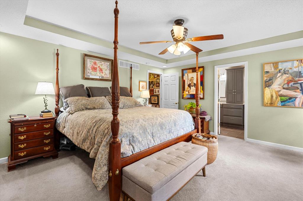 Maryville, Illinois 62062, United States, 3 Bedrooms Bedrooms, ,2 BathroomsBathrooms,Residential,Pending,131939