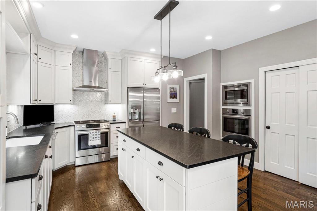 Barrington Place 3 - Residential