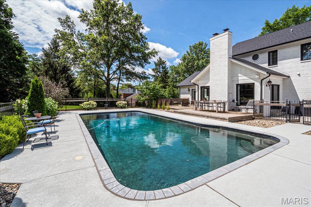 Barrington Place 3 - Residential