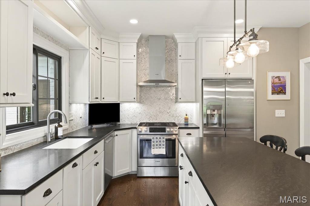 Barrington Place 3 - Residential