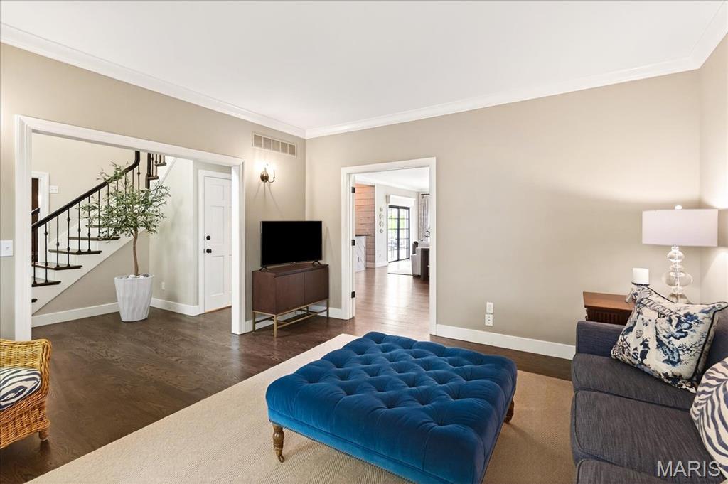 Barrington Place 3 - Residential